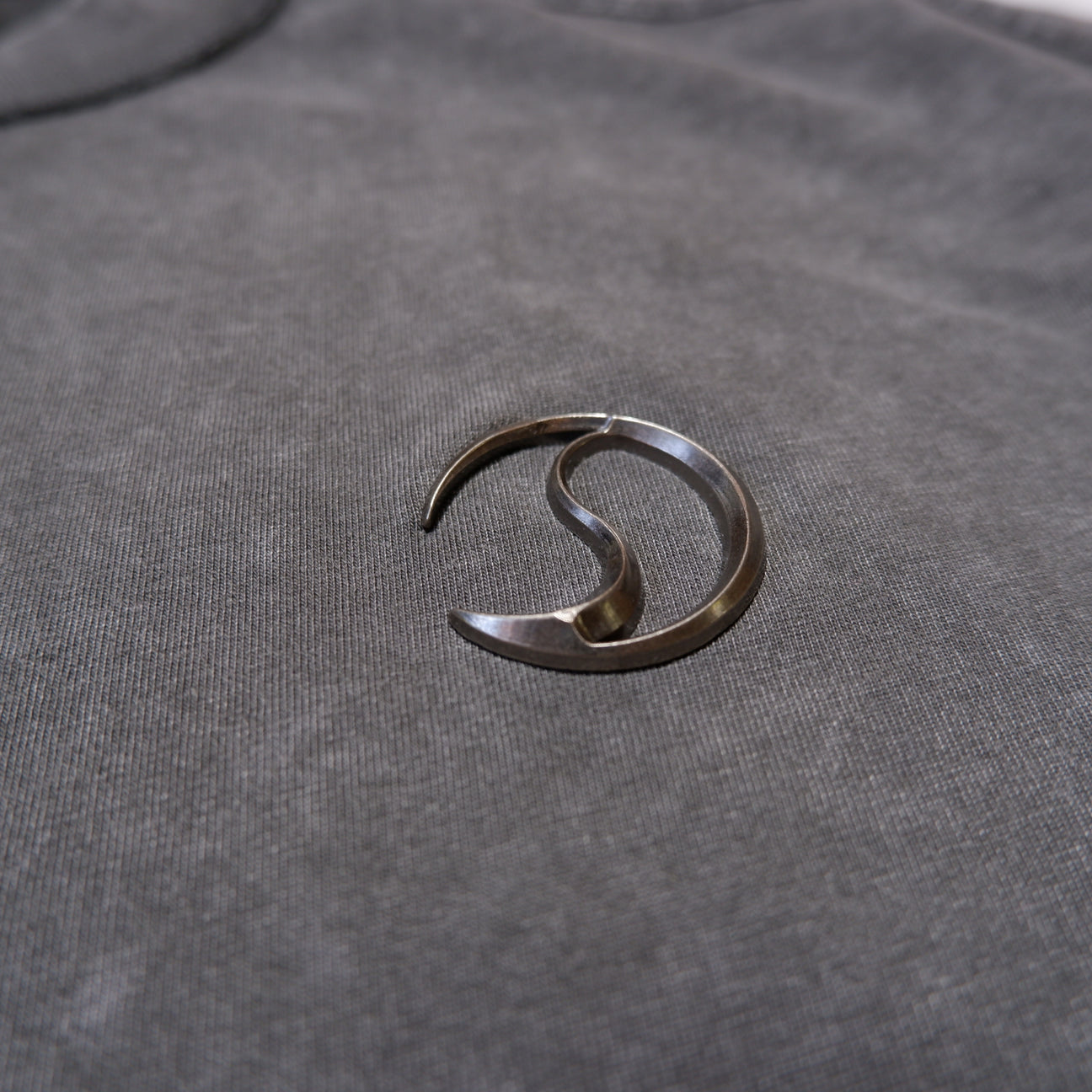 CRACK METAL TEE imiga limited color ver.