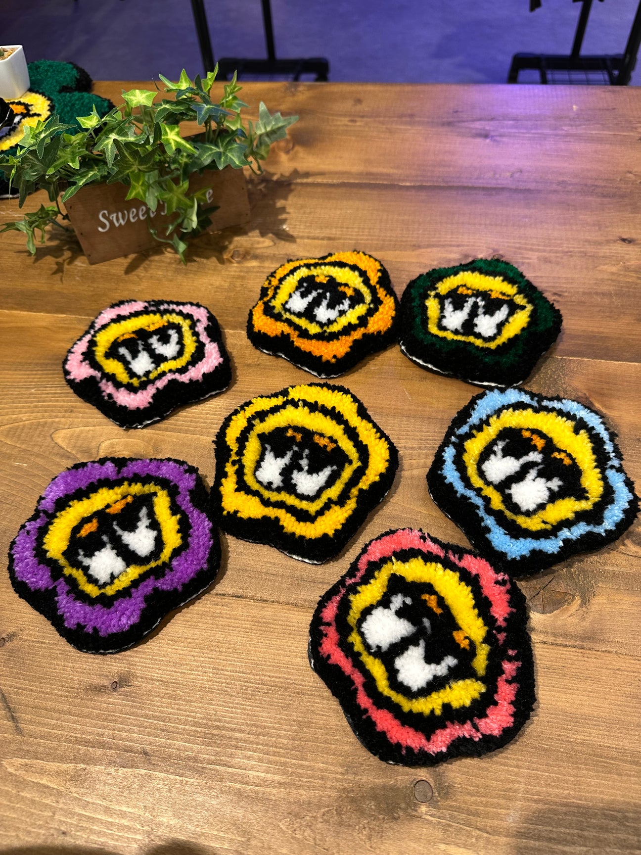 SUNNY RUG KEYHOLDER