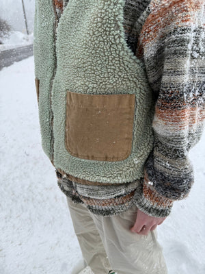 WHF reversible DUCK BOA VEST