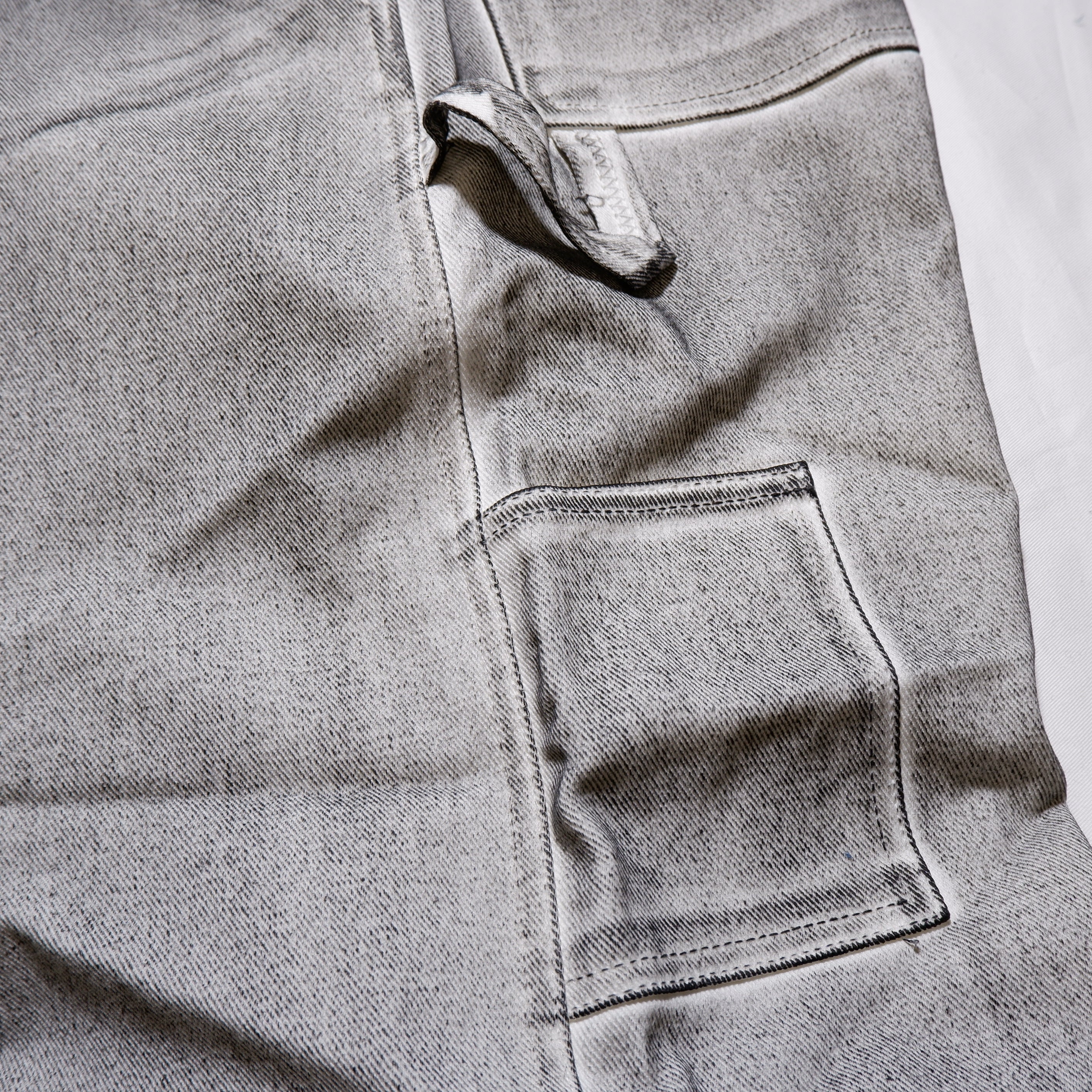 CULT OIL PAINT DENIM PANTS