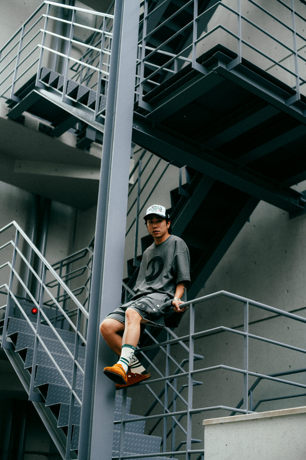 CRACK CLASSIC TEE