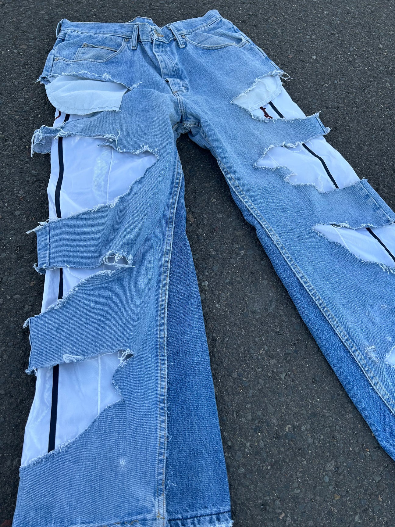 mechanical damage denim pants