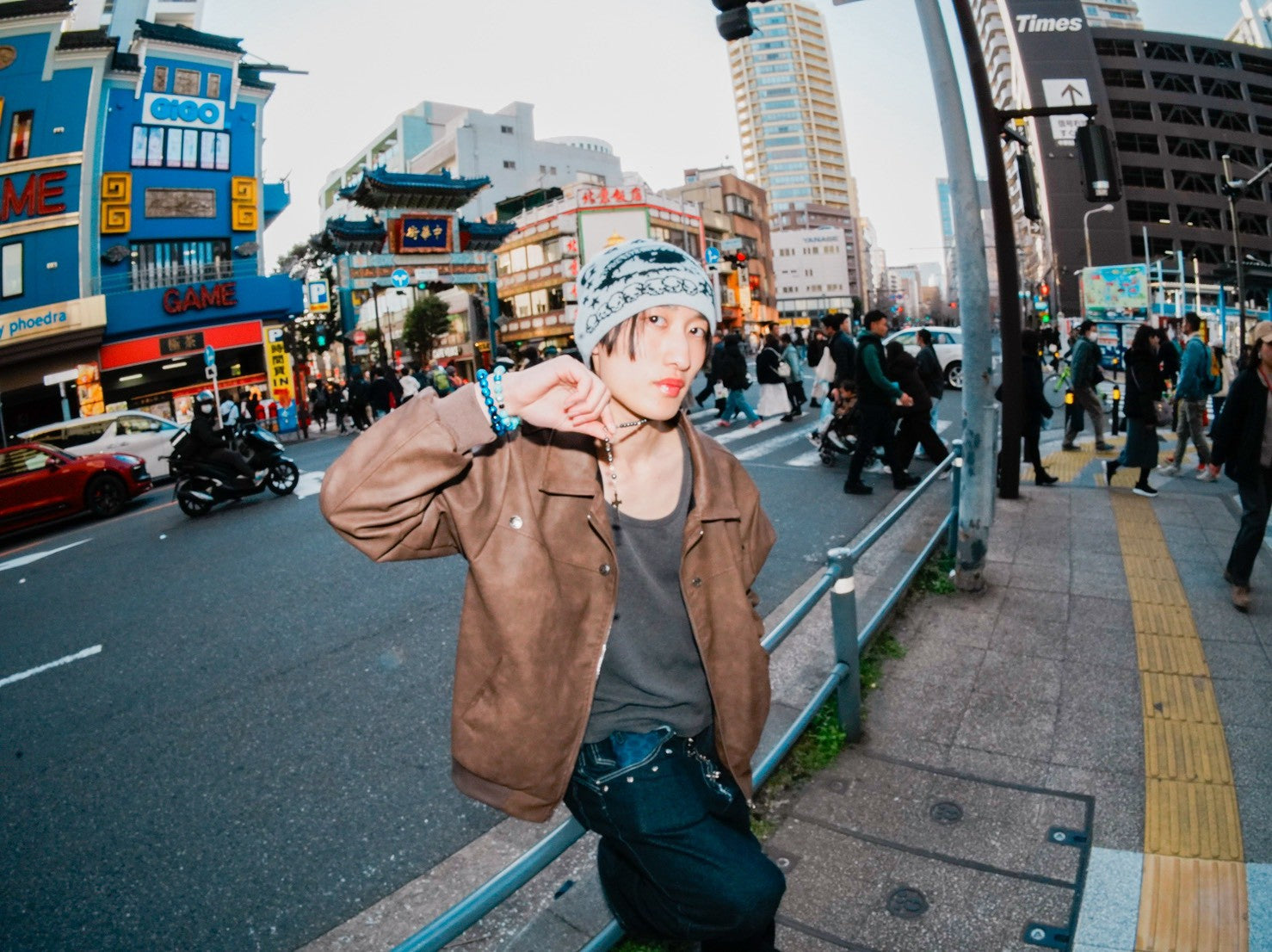 CRACK LEATHER JACKET